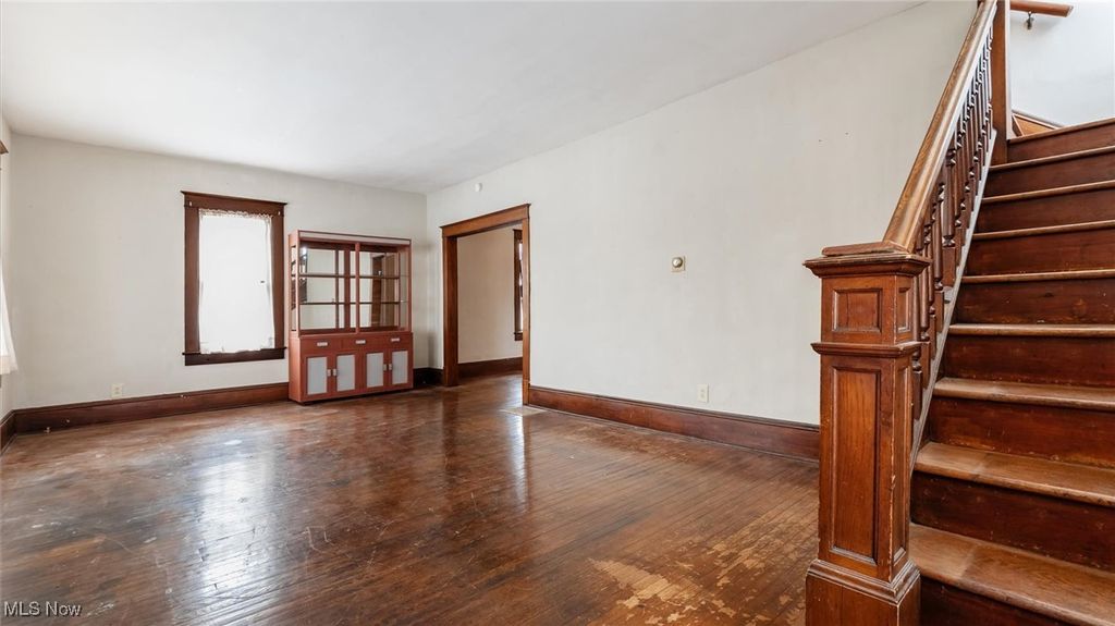 Photo of 2035 Wilmer Street, Zanesville, OH 43701 (MLS # 5177443)