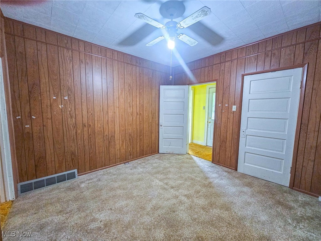 238 W Chestnut Street, Lisbon, Ohio image 4