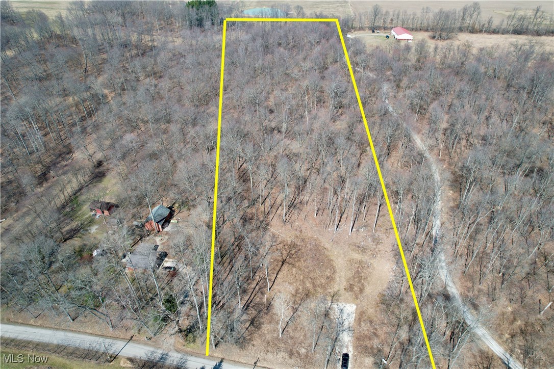 1855 Laramie Road, Carrollton, Ohio image 3