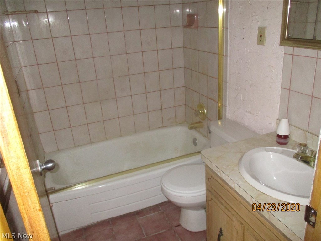 Jonothan 01 - Residential