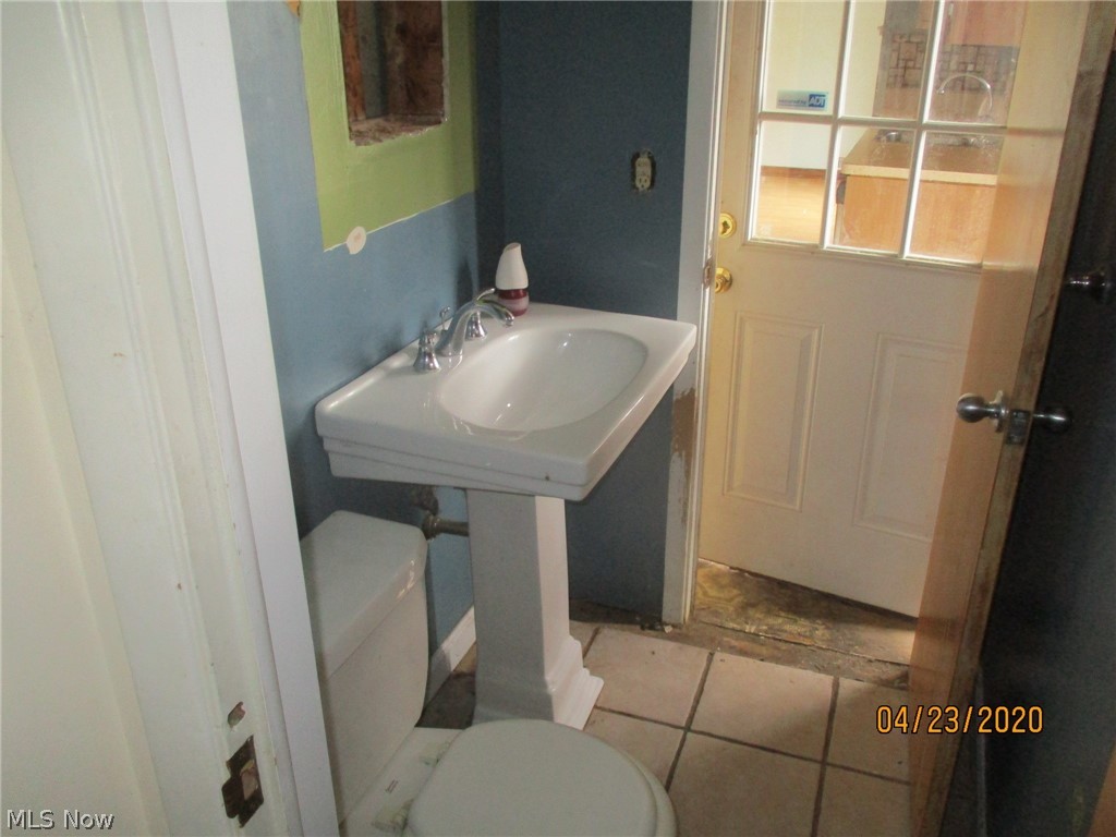 Jonothan 01 - Residential