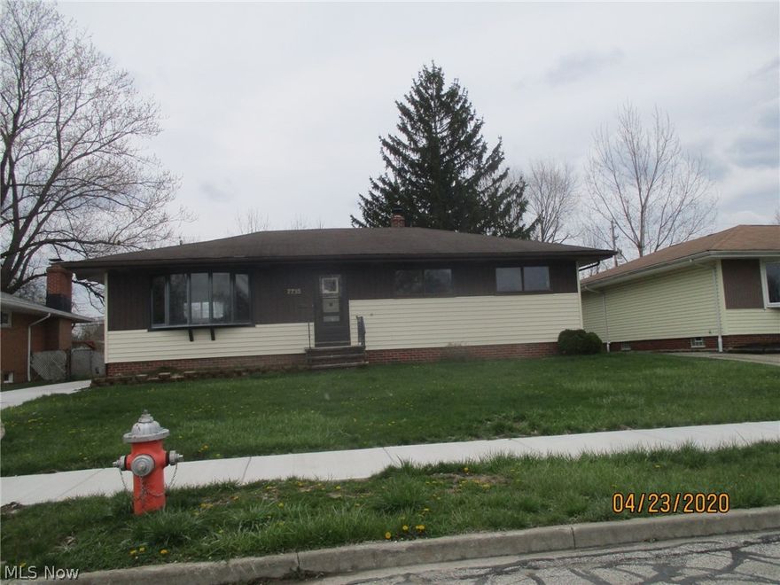 One floor living , vaulted ceiling in living room and kitchen, sliding doors to deck, full basement and large back yard.