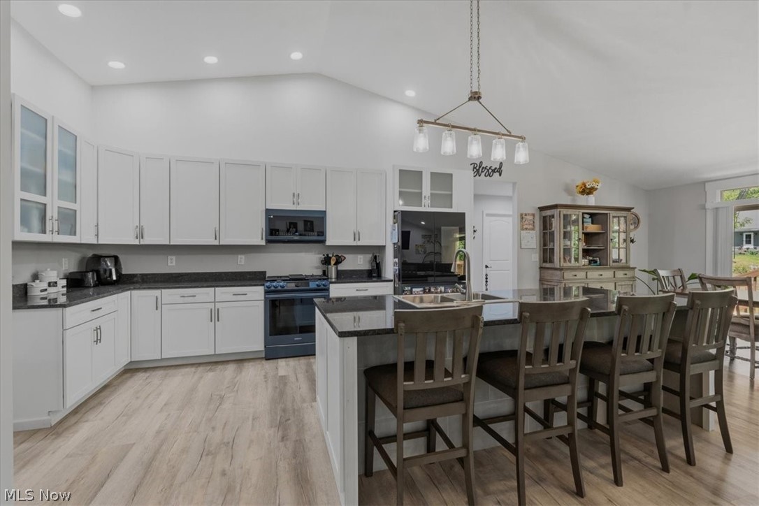 Mcpherson Manor - Residential