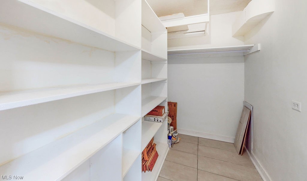 South Park Manor Condo - Residential