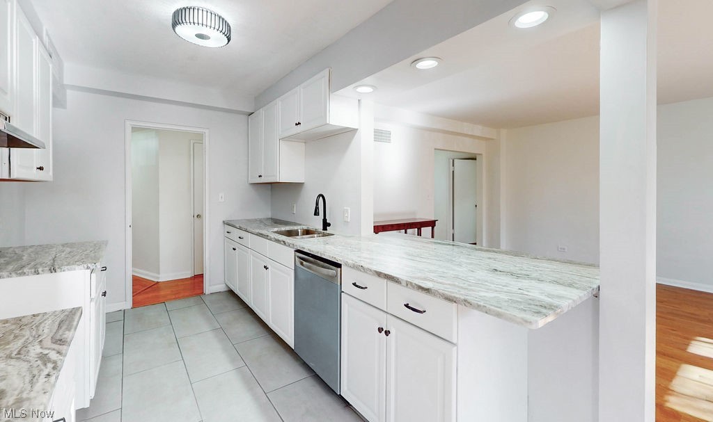 South Park Manor Condo - Residential