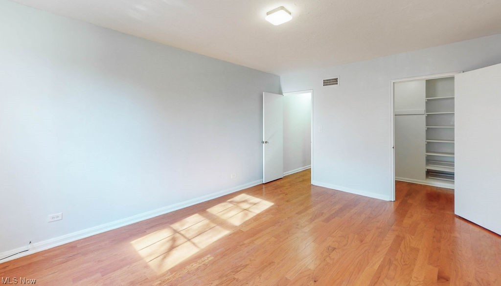 South Park Manor Condo - Residential