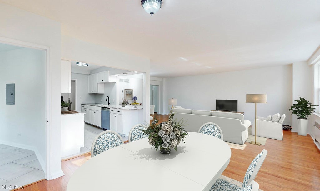 South Park Manor Condo - Residential