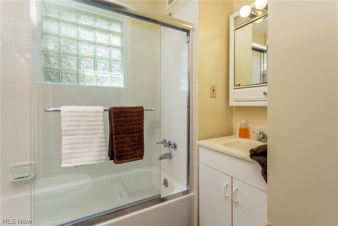 Vista Delrio 01 - Residential