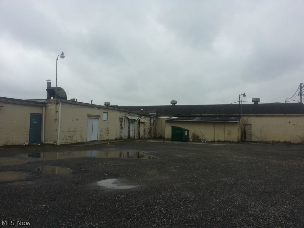 Quacker City Plaza - Commercial Sale