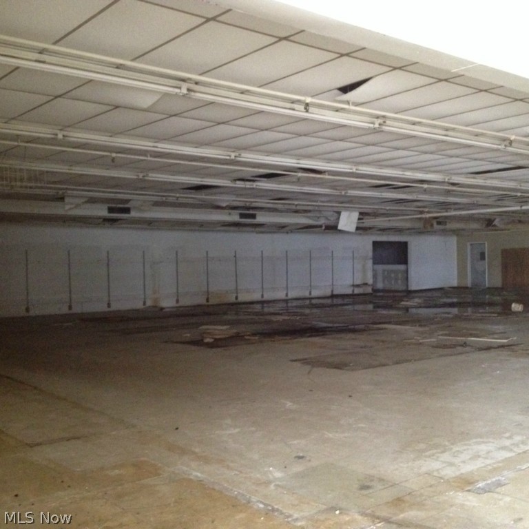 Quacker City Plaza - Commercial Sale