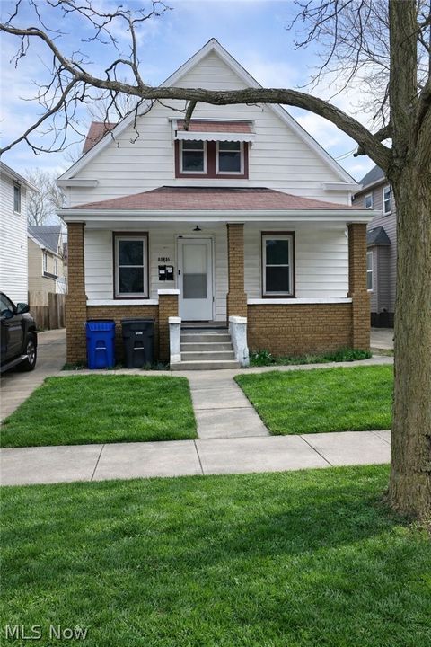 Photo of 2219 W 103rd Street #UP, Cleveland, OH 44102 (MLS # 5210222)
