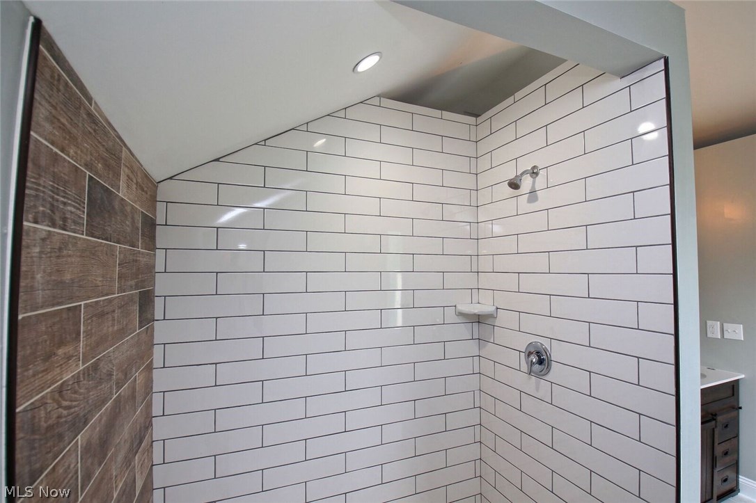 Wooster Pk Land Company's Ridg - Residential