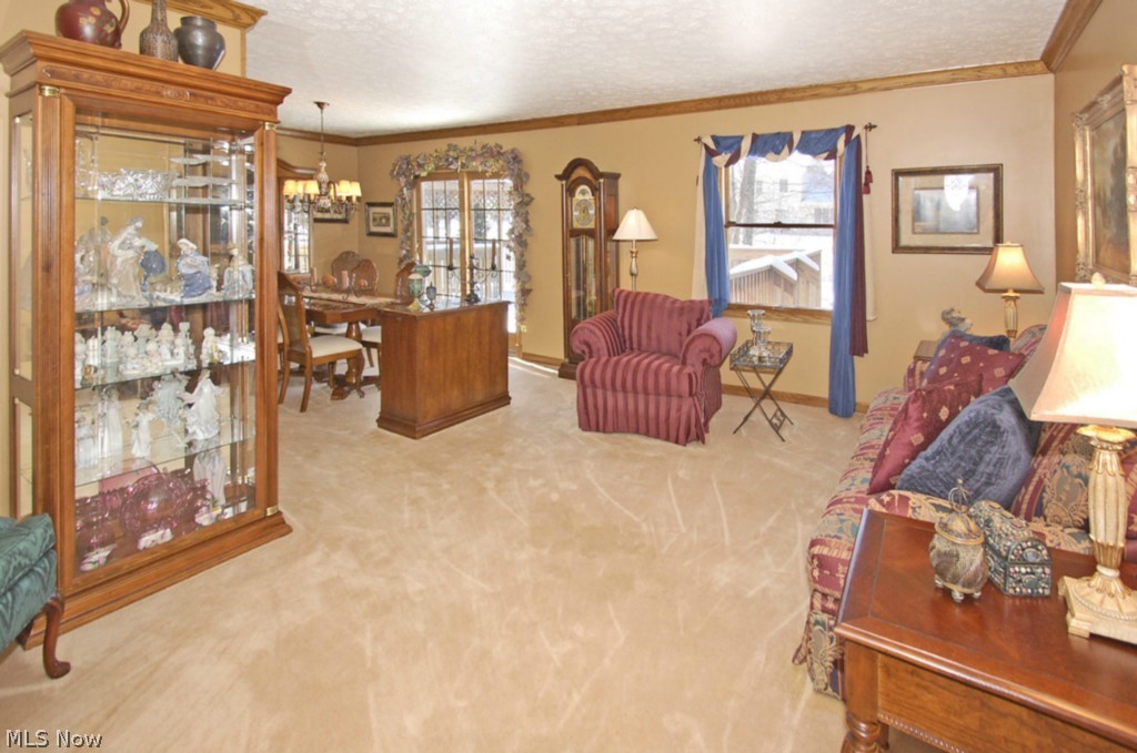 Hunting Mdws 01 - Residential