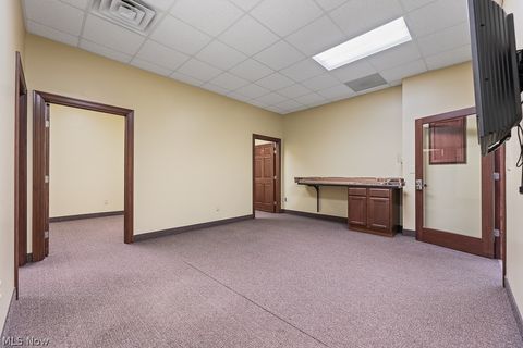 Tiny photo for 2425 Medina Road, Medina, OH 44256 (MLS # 5189777)