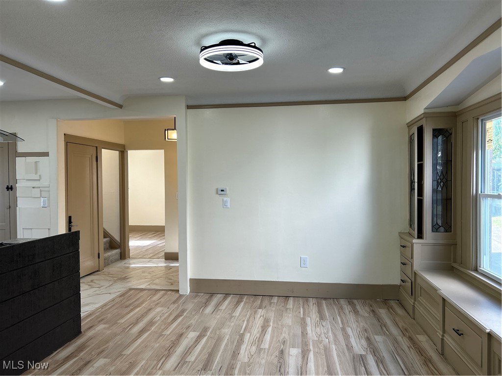 15017 Kingsford Avenue, Cleveland, Ohio image 15