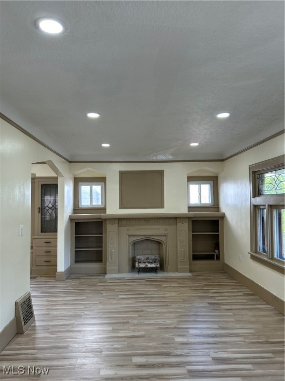 15017 Kingsford Avenue, Cleveland, Ohio image 6