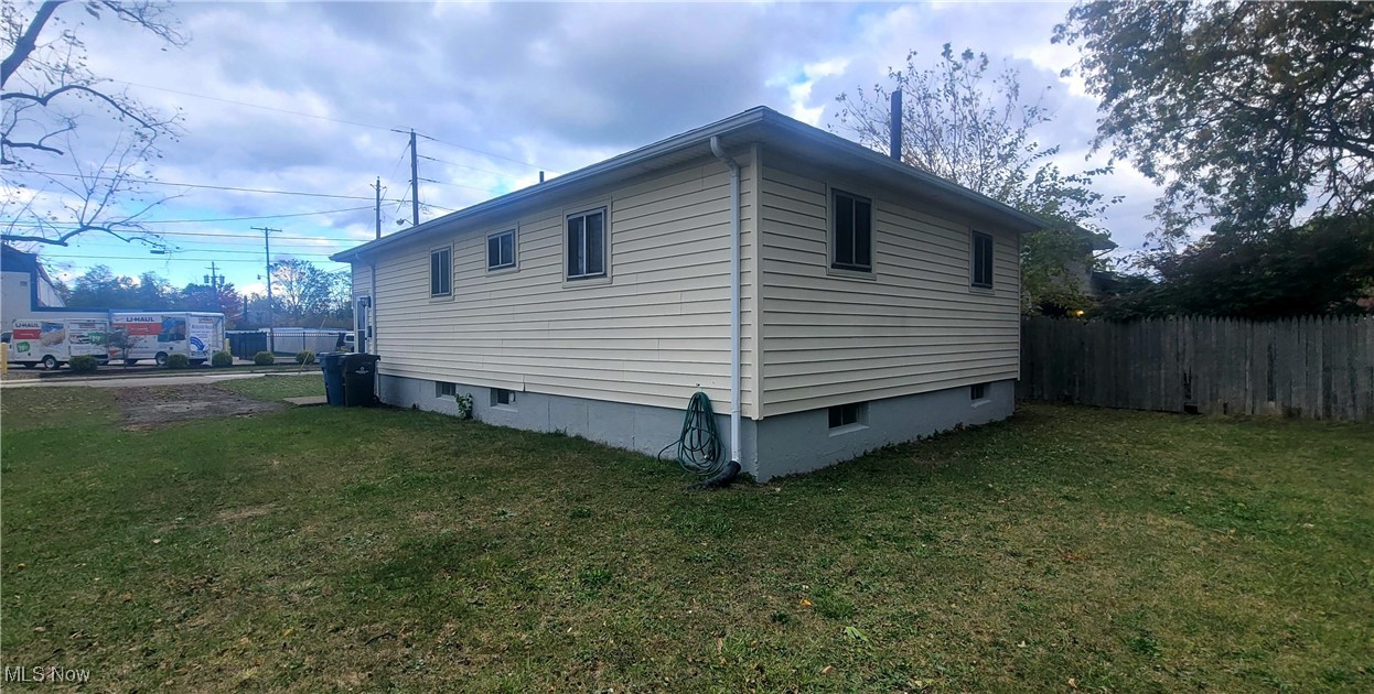 Pole & Reeves City Acres Add - Residential