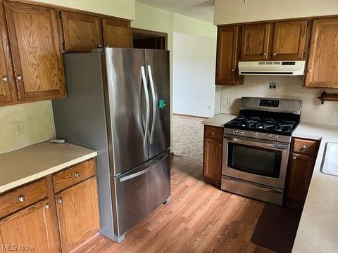 Tiny photo for 1505 Democracy Drive NW, North Canton, OH 44720 (MLS # 5209604)