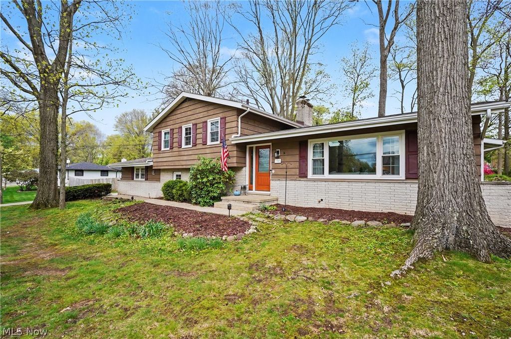 Photo of 296 Willson Avenue, Tallmadge, OH 44278 (MLS # 5205146)