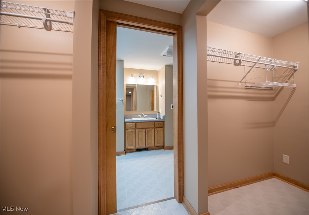 Village/Minerva - Residential