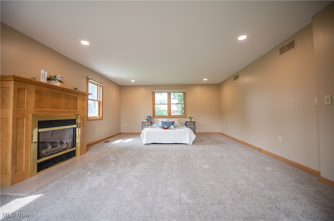 Village/Minerva - Residential