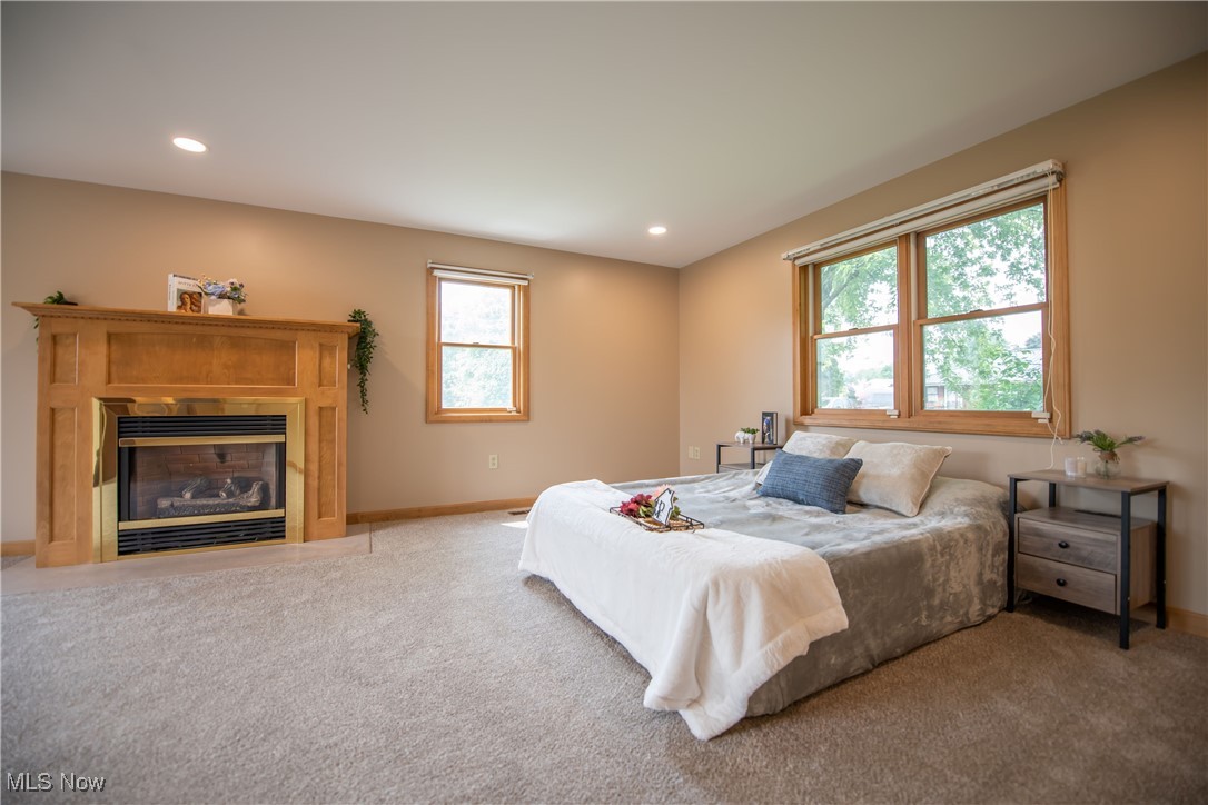 Village/Minerva - Residential