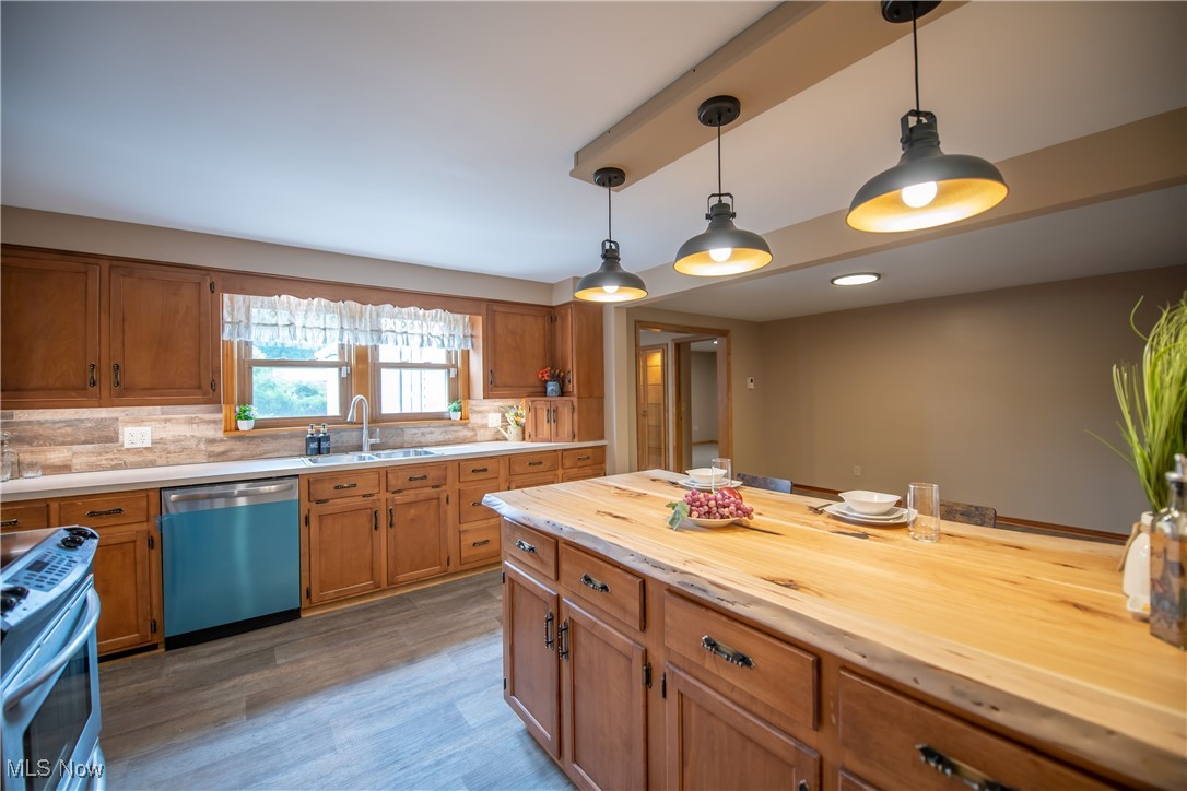 Village/Minerva - Residential