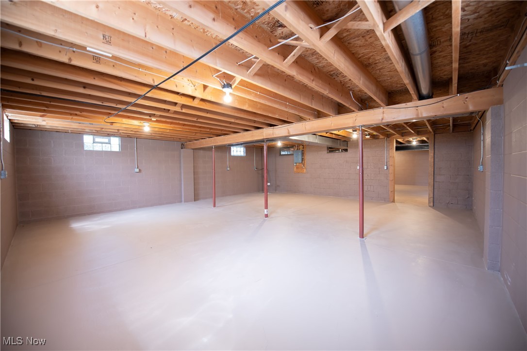 Village/Minerva - Residential