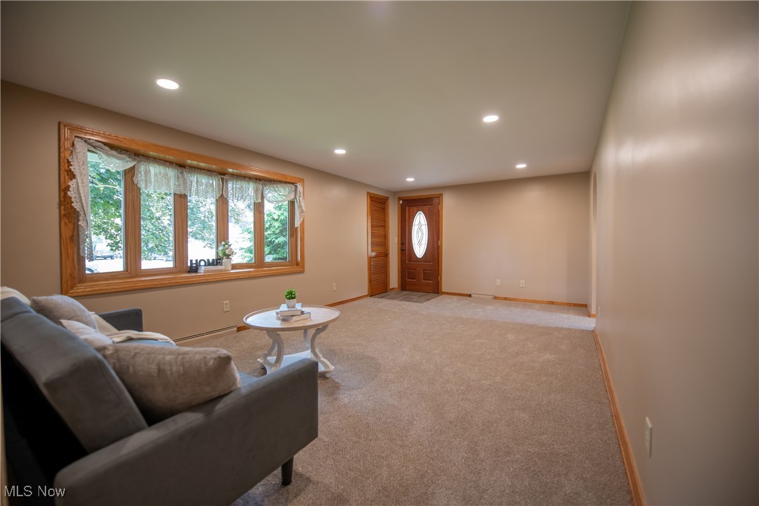 Village/Minerva - Residential