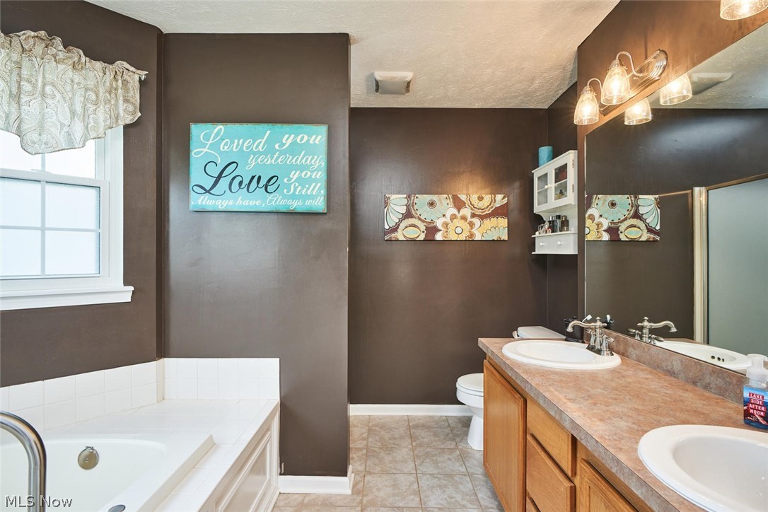 Saunders Place - Residential