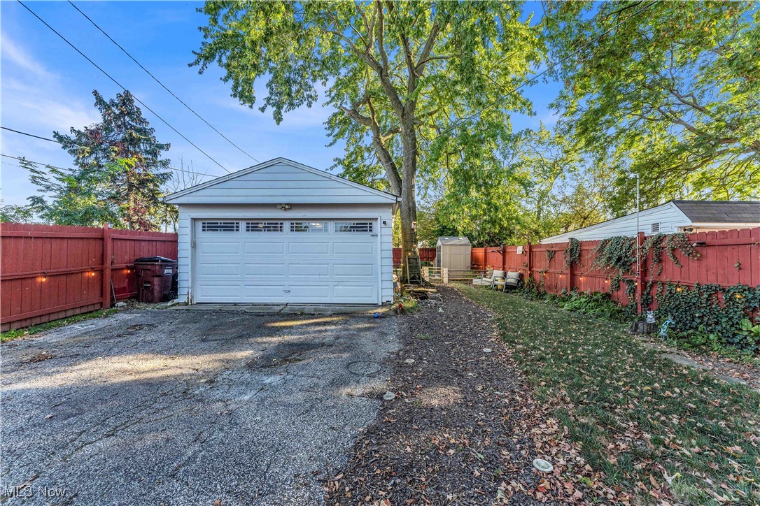 Tux Ext - Residential