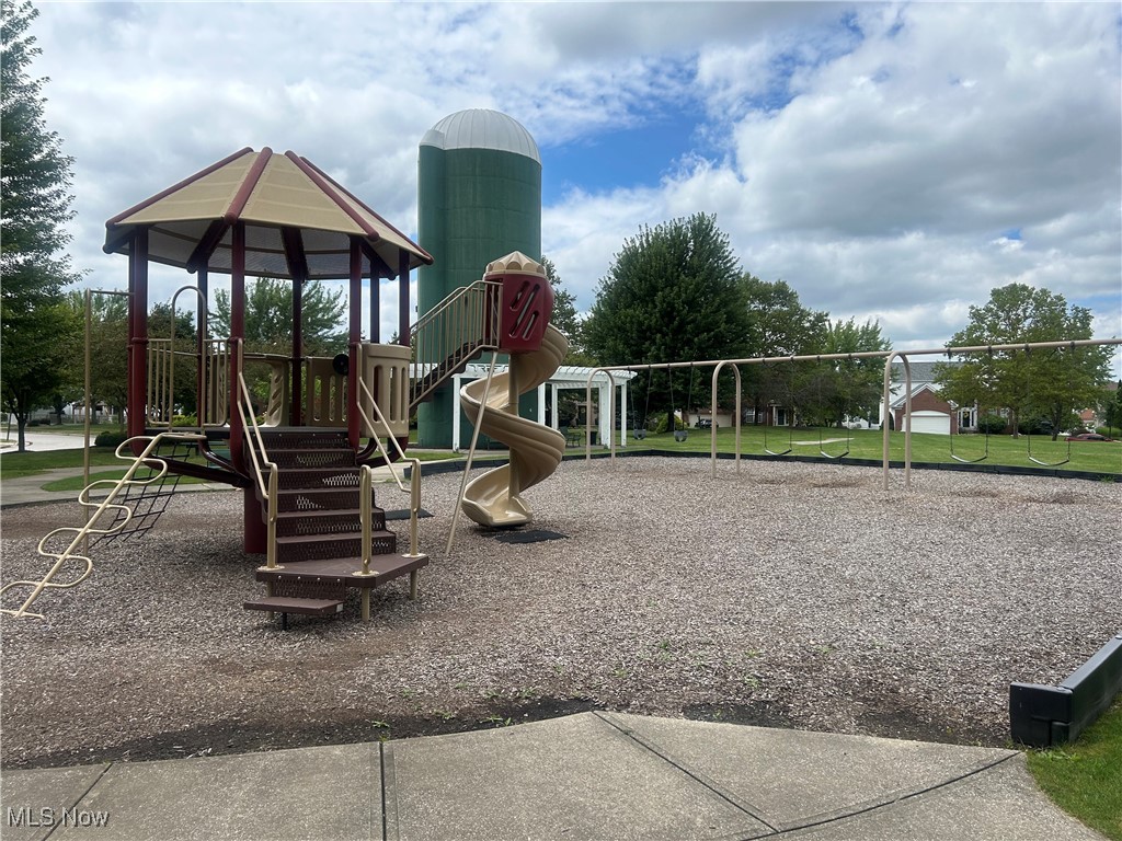 Calls Farm Ph Five - Residential