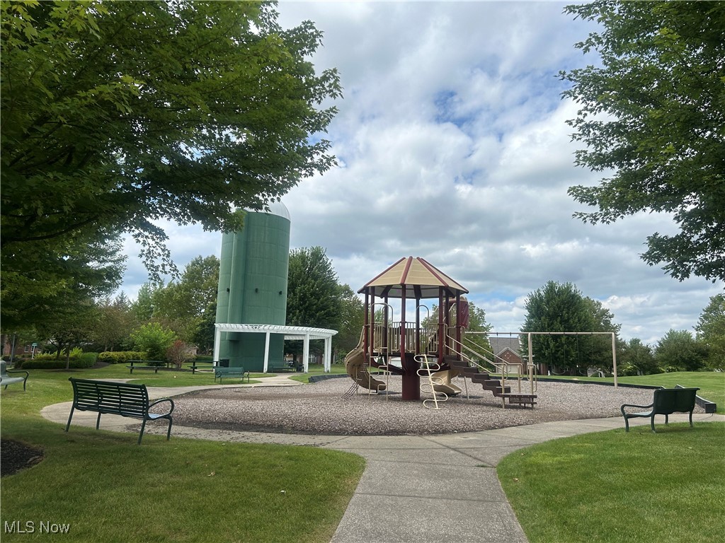 Calls Farm Ph Five - Residential