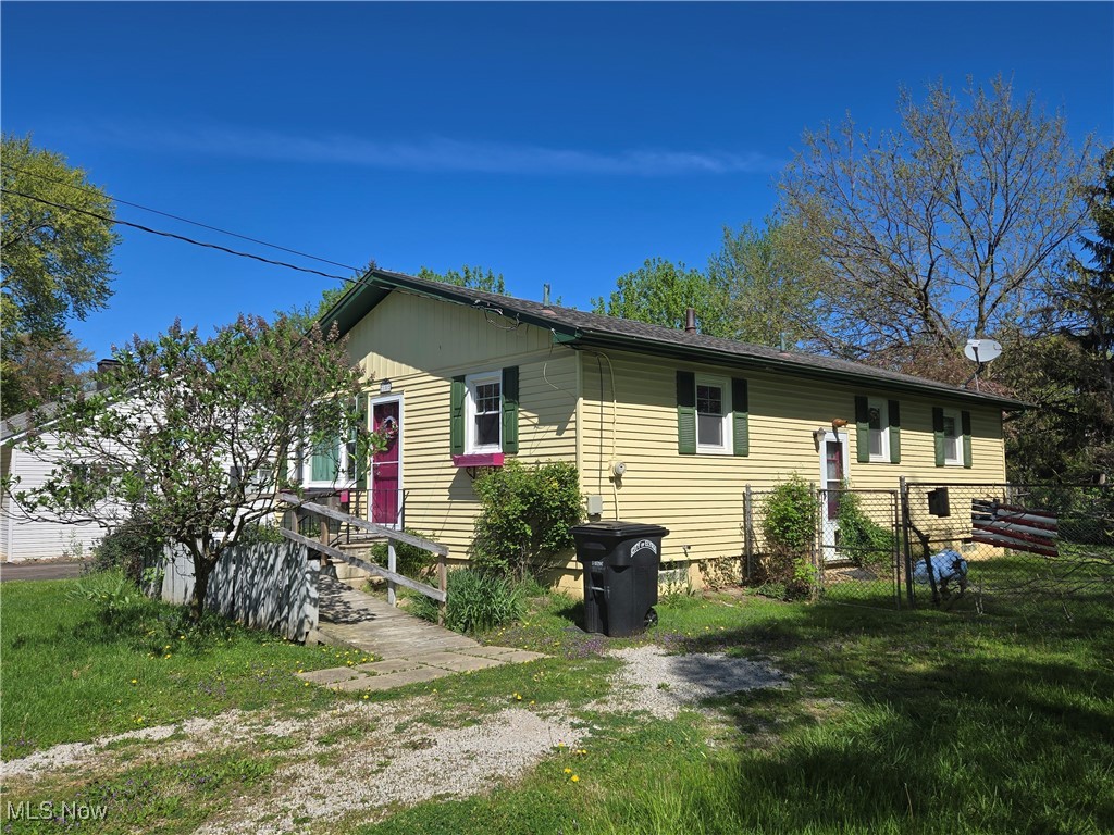 150 Parmely Avenue, Elyria, Ohio image 3