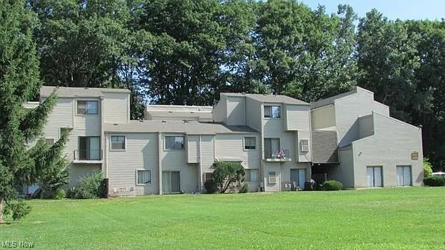 38365 North Lane #G103, Willoughby, Ohio image 1