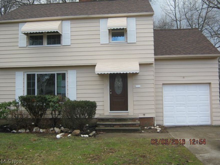 Very nice Colonial Home. Perfect for the growing family. Completely renovated from top to bottom too many items to list. Violation free. A great deal at this Be first or be sorry.