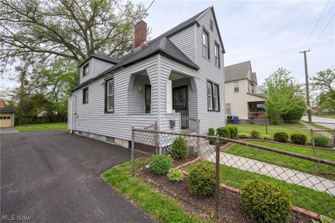 Tiny photo for 1266 E 102nd Street, Cleveland, OH 44108 (MLS # 5220588)