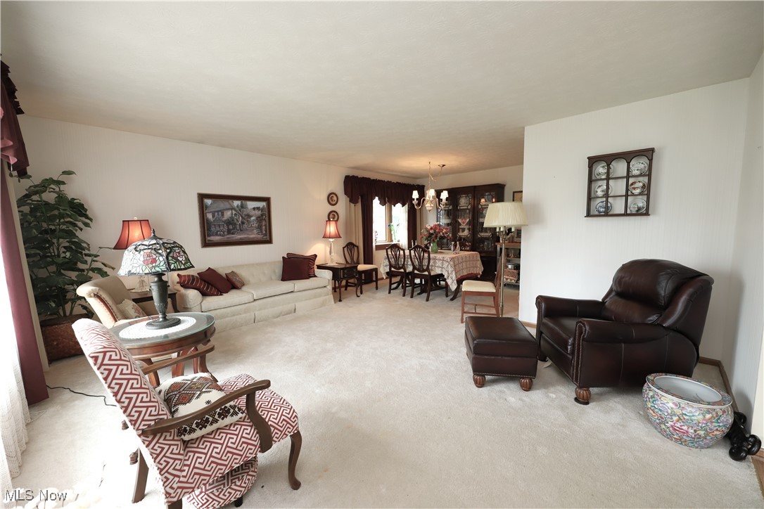 4729 White Oaks Drive, Brunswick, Ohio image 9