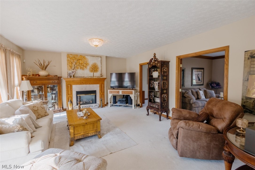 Burnham Hills 01 - Residential