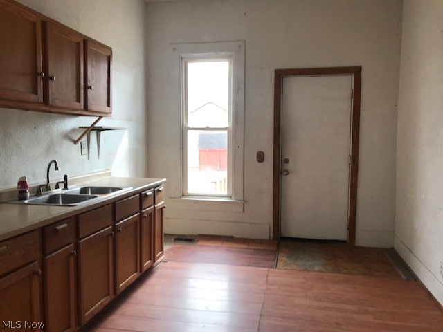 Thomas C Rickett's Add - Residential Income