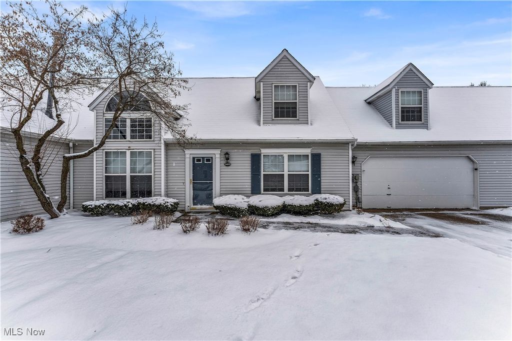 Photo of 24870 Overlook Court #7, Olmsted Falls, OH 44138 (MLS # 5177859)