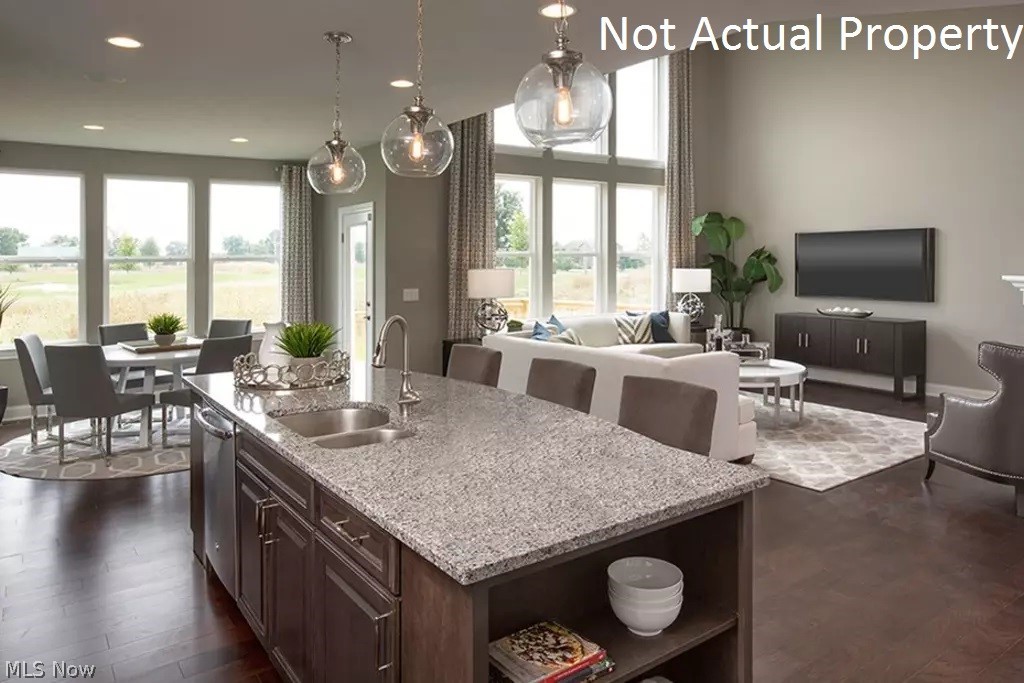 Reserve at Glenross - Residential