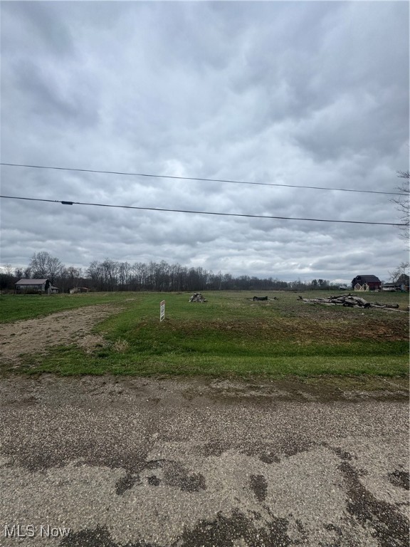 Bell Road, Cambridge, Ohio image 2