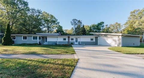 Photo for 6127 McKenzie