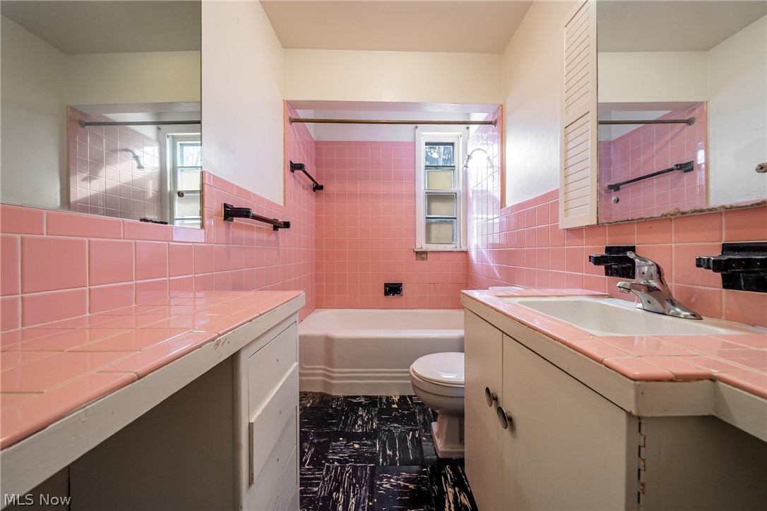 Cedar-Green - Residential