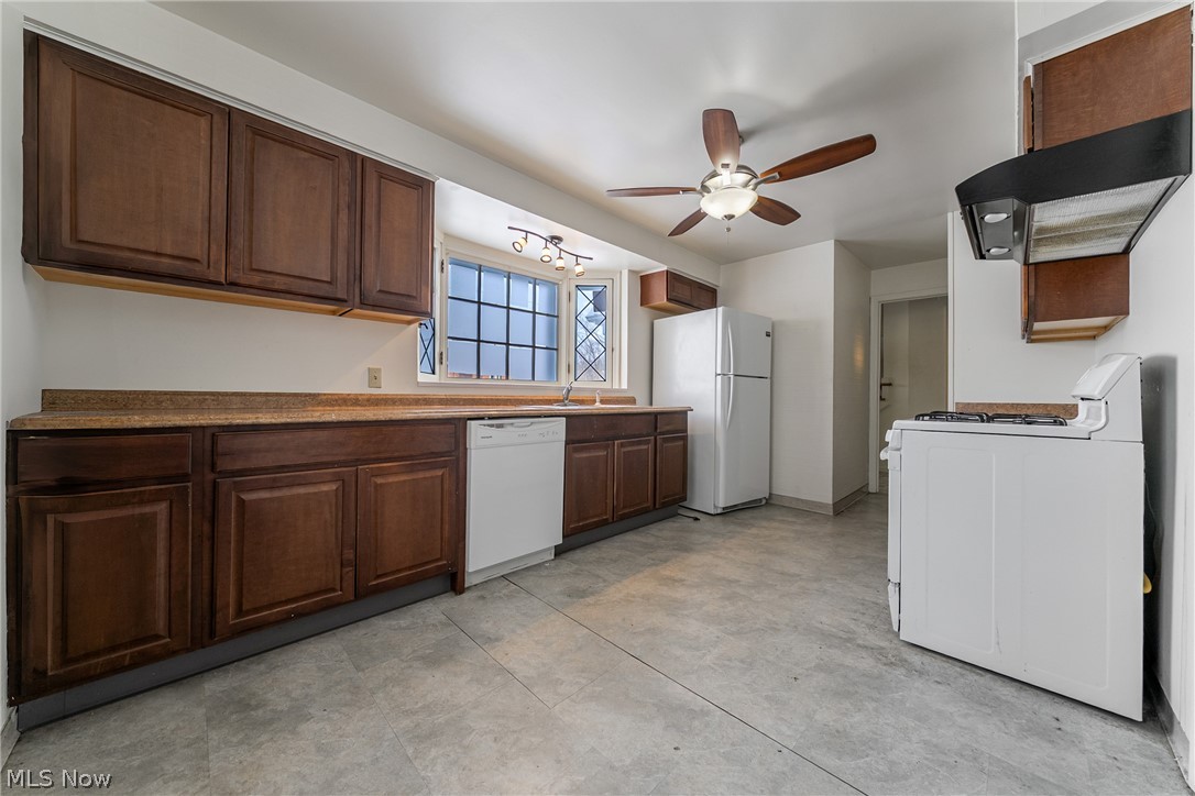 Cedar-Green - Residential