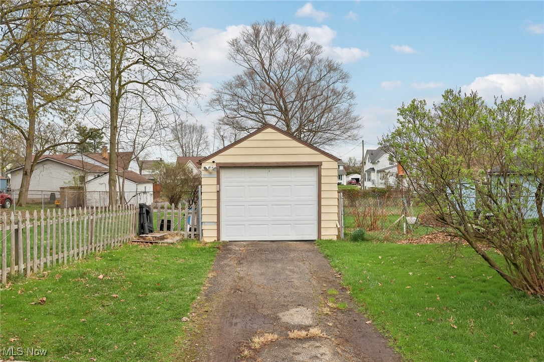 52 Gertrude Avenue, Youngstown, Ohio image 37