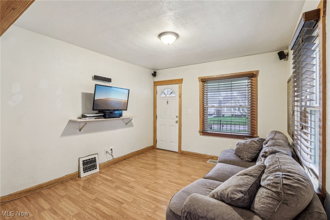 52 Gertrude Avenue, Youngstown, Ohio image 13