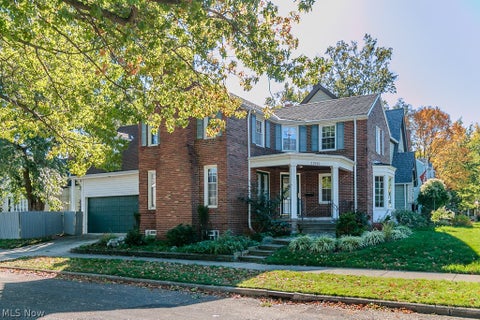 Photo of 21050 Edgecliff Drive, Euclid, OH 44123 (MLS # 5255030)
