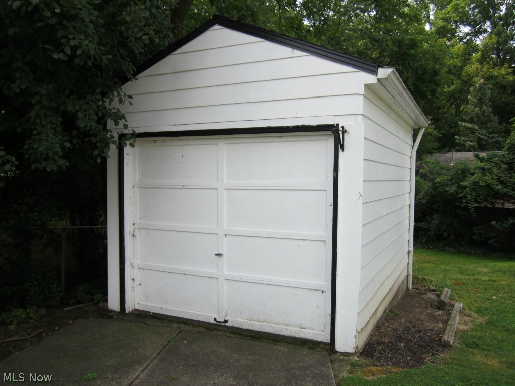 Beach Cliff - Residential